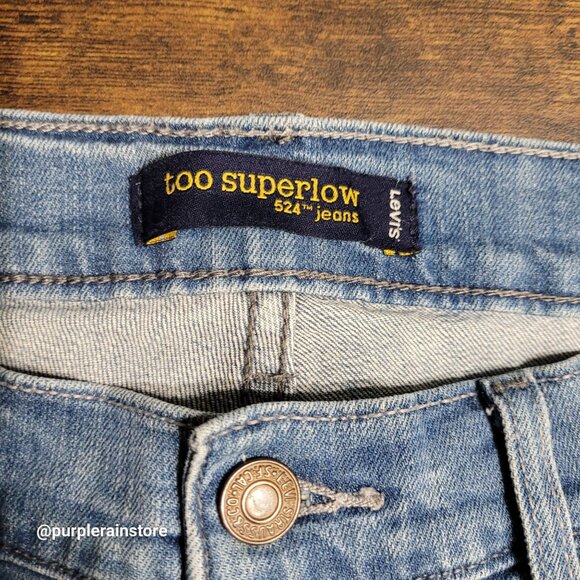 Vtg Levi's Jeans Size 5 Flare 524 Too Super Low Medium Light Wash Y2K Western - Picture 4 of 10